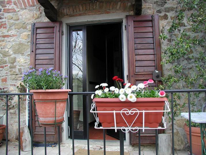 パンツァーノAgriturismo Podere La Casaアパートメント エクステリア 写真